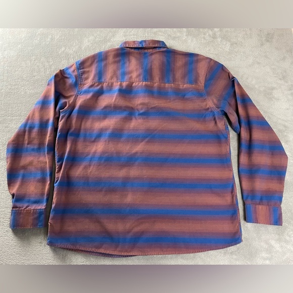 Mountain Hardwear XL Men’s Blue & Rusty Type Color Cotton Poly Button Shirt - Picture 11 of 11